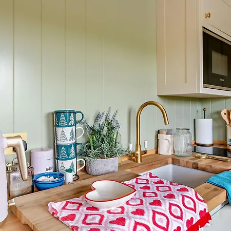 1 Bed In Pateley Bridge 95110 *